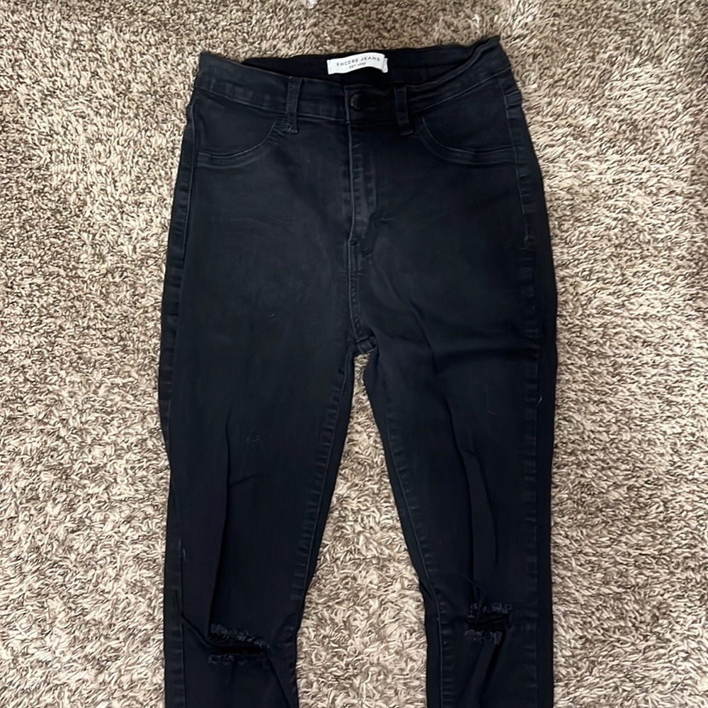 Black skinny jeans